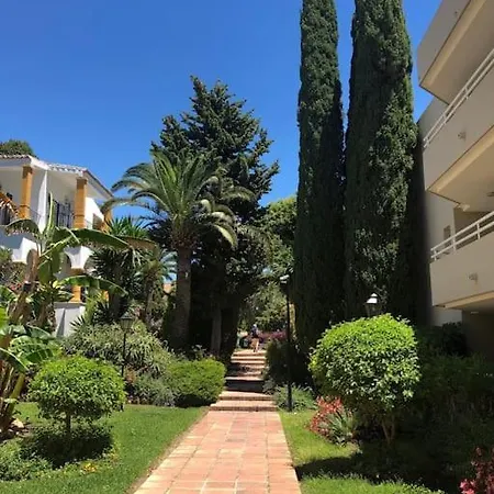 Apartamento Torremolinos 5 Personas + Parking + Piscina Todo El Ano Exterior photo
