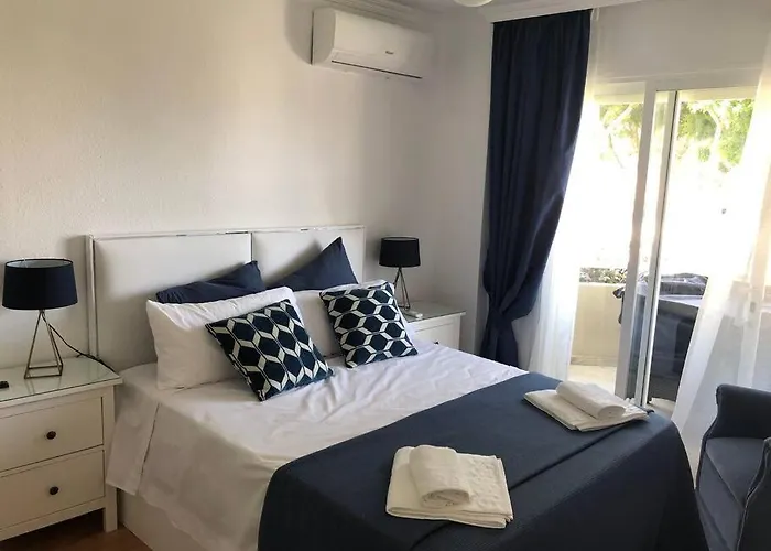 Apartamento Torremolinos 5 Personas + Parking + Piscina Todo El Ano