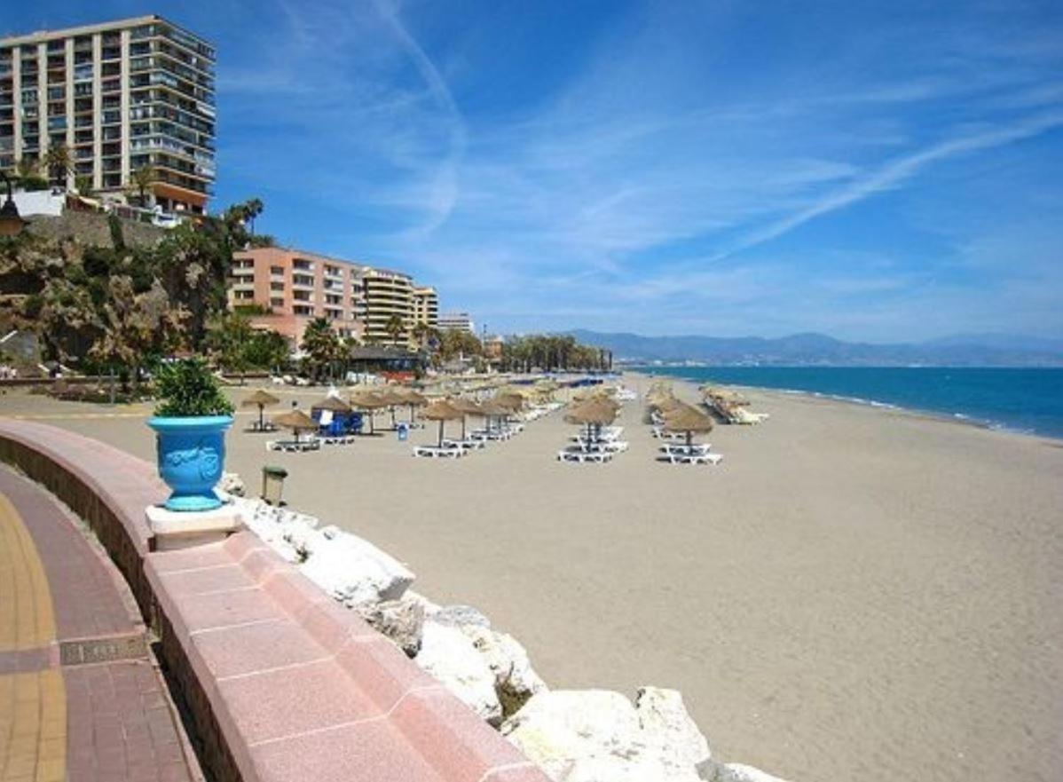 5 Personas + Parking + Piscina Todo El Ano Appartement Torremolinos